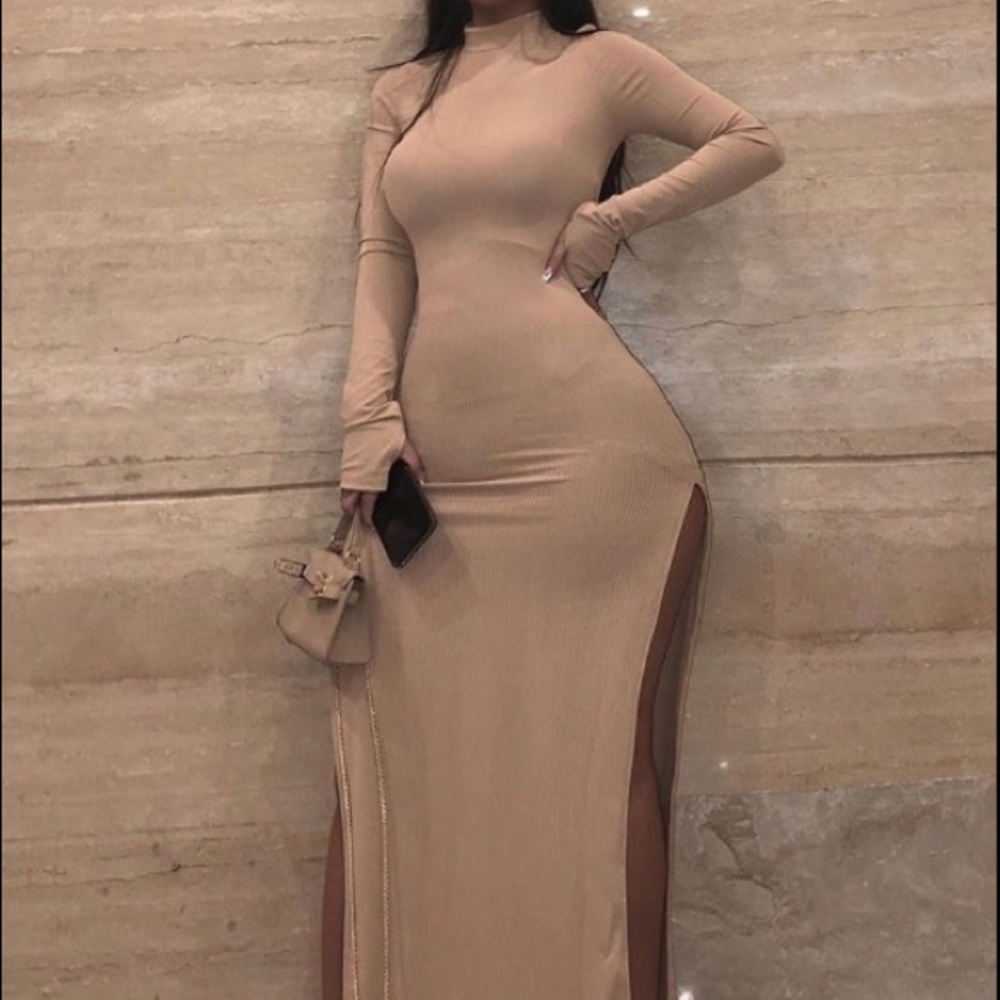 The knit dress